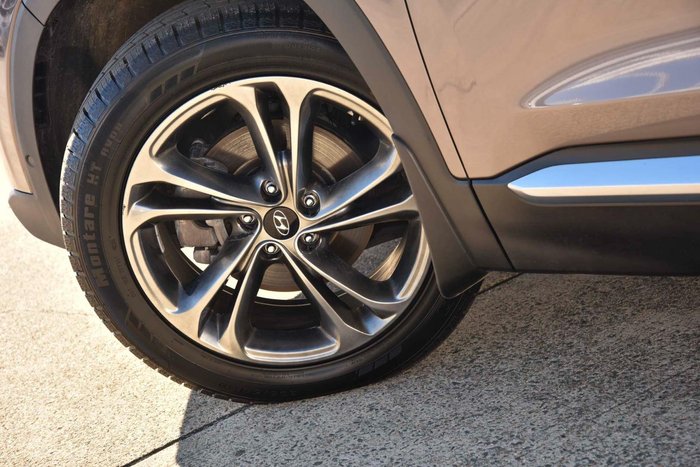 2018 Hyundai Santa Fe Highlander TM MY19 4X4 On Demand Earthly Bronze