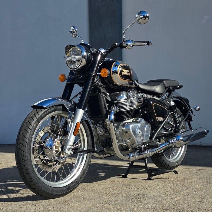 2025 Royal Enfield Classic 650 650 Twin Black