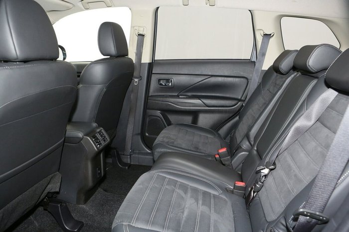 2019 Mitsubishi Outlander LS