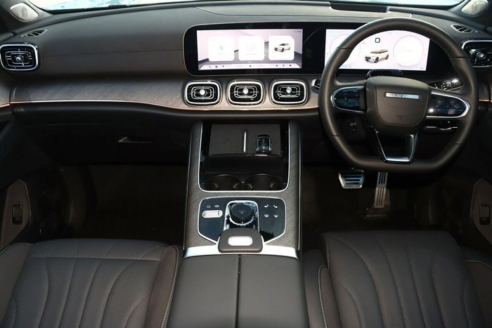 2025 Jaecoo J8
