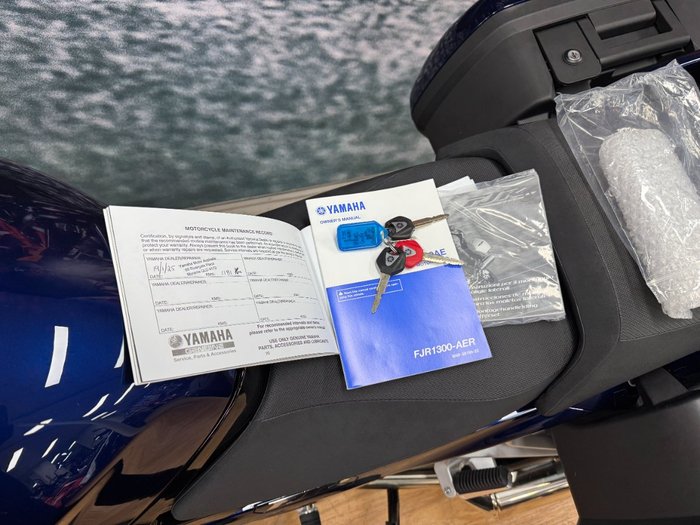 2024 Yamaha FJR1300AE COBALT BLUE
