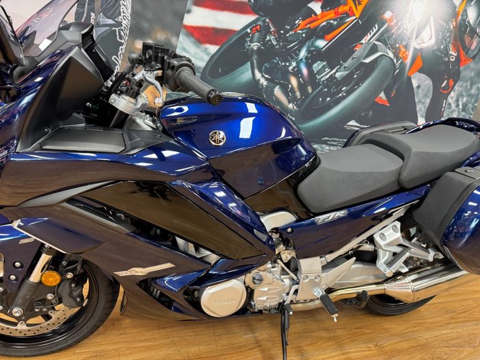 2024 Yamaha FJR1300AE COBALT BLUE