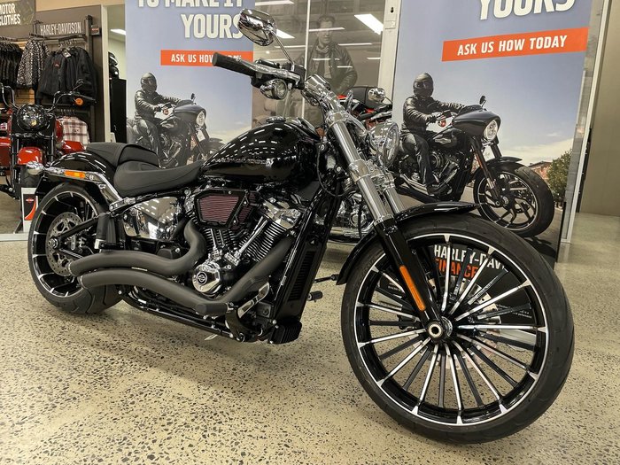 2025 Harley-Davidson Breakout 117 (FXBR) Softail Black