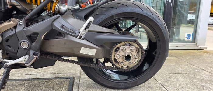 2015 DUCATI MONSTER 1200S RED