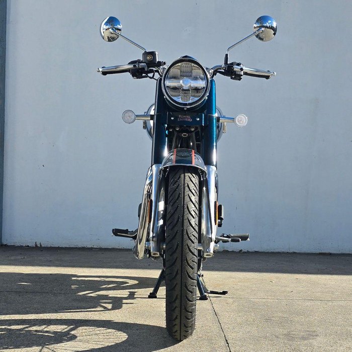 2025 Royal Enfield Classic 350 Chrome Classic 350 Green