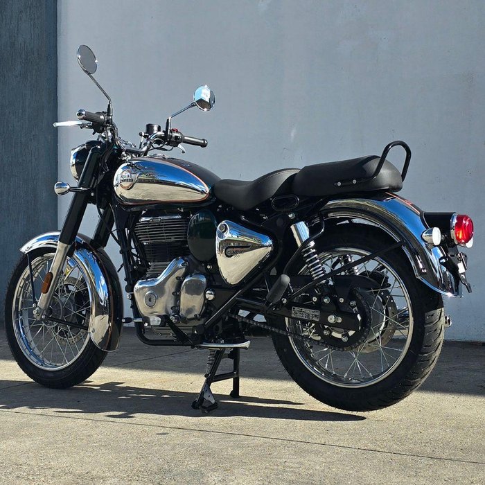 2025 Royal Enfield Classic 350 Chrome Classic 350 Green