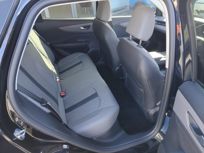 2025 MG MGS5 EV Essence 62 ZS3EM MY25 Black Pearl