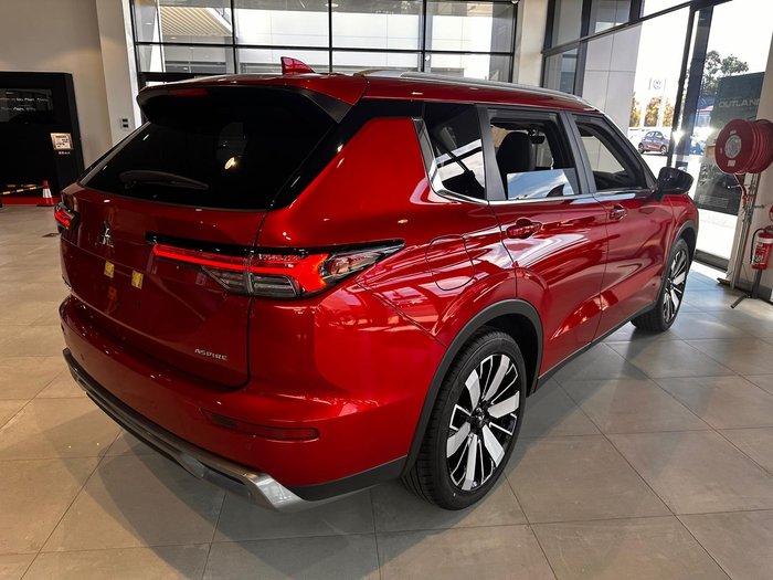 2025 Mitsubishi Outlander Aspire