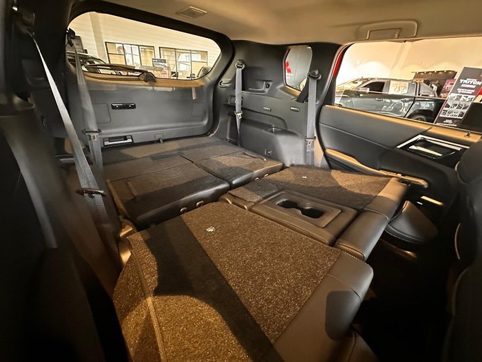 2025 Mitsubishi Outlander Aspire