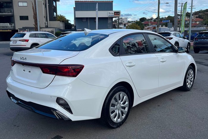 2024 Kia Cerato S