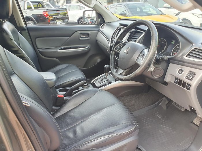 2015 Mitsubishi Triton Exceed MQ MY16 4X4 Dual Range Earth Green