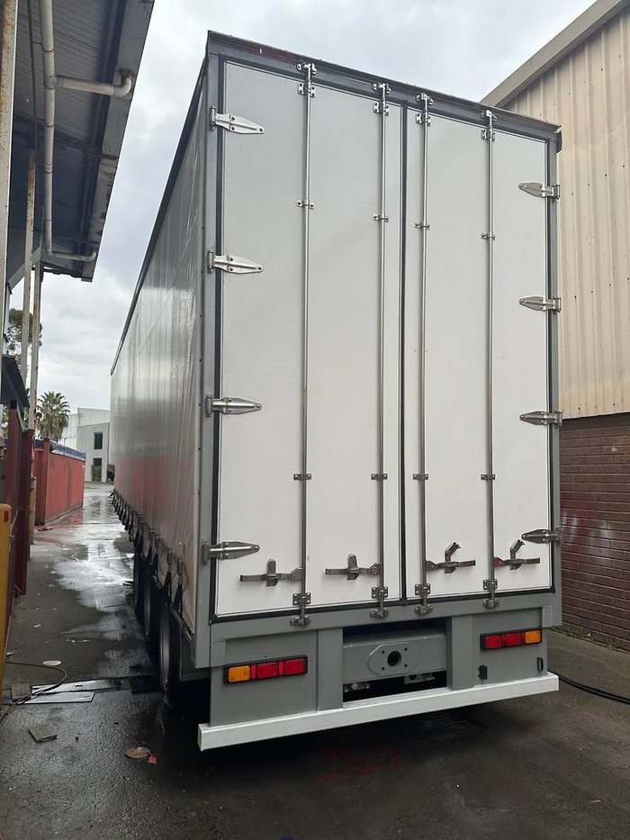 0 Stonestar Curtain Side Drop Deck White