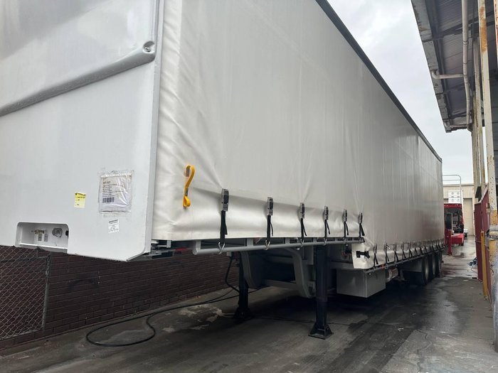 0 Stonestar Curtain Side Drop Deck White