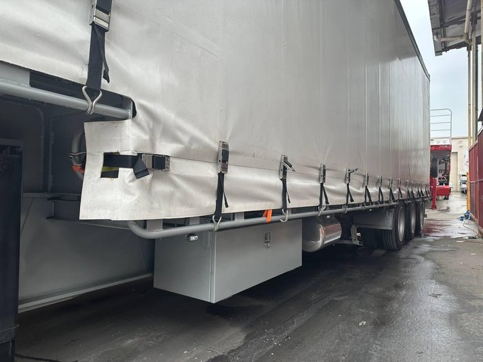 0 Stonestar Curtain Side Drop Deck White