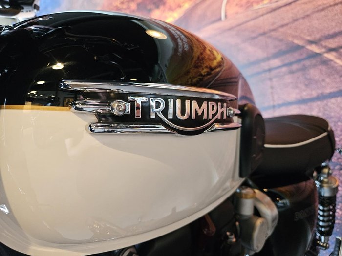 2025 Triumph Bonneville T120 Bonneville White