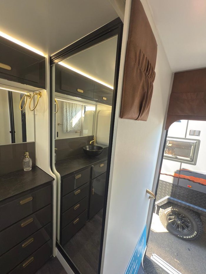 2025 JB Caravans Scorpion Sting 20'6 Rear Door Cafe