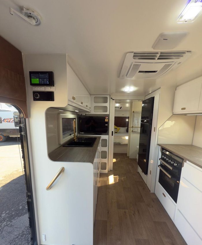 2025 JB Caravans Dirt Road Extreme
