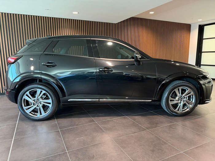 2025 Mazda CX-3 G20 Akari