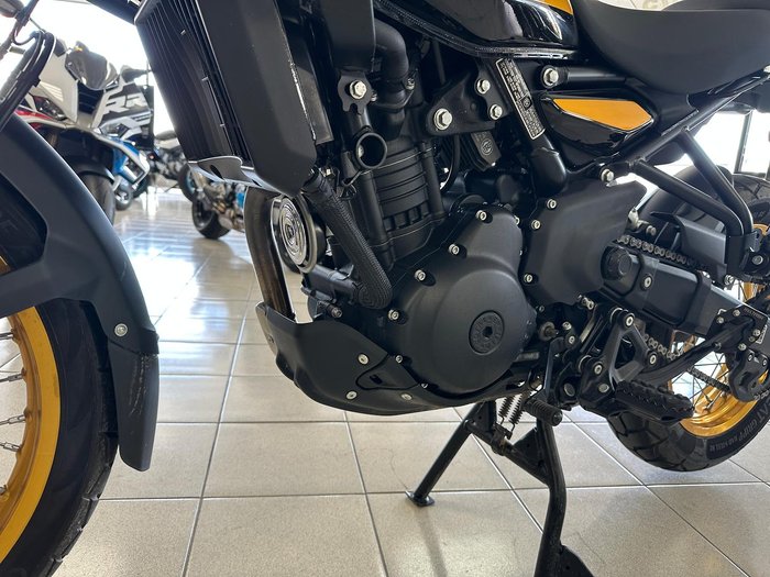 2024 Royal Enfield Himalayan 450 Himalayan Black