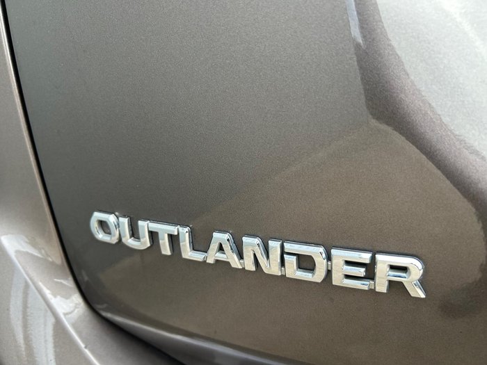 2016 Mitsubishi Outlander LS ZK MY16 4X4 On Demand Ironbark