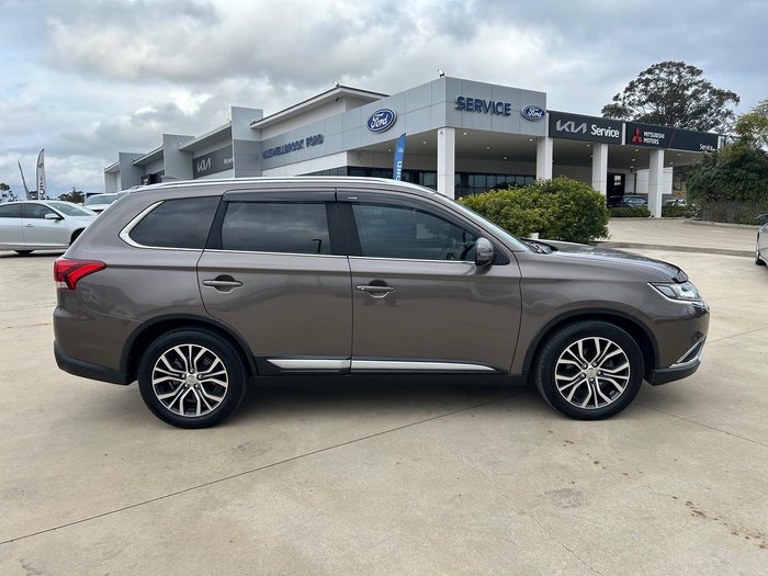2016 Mitsubishi Outlander LS ZK MY16 4X4 On Demand Ironbark