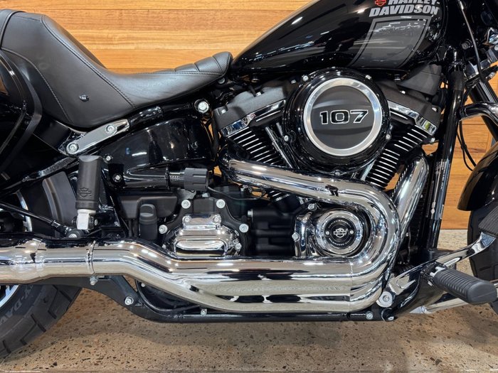2022 Harley-davidson FLSB SPORT GLIDE (107) BLACK
