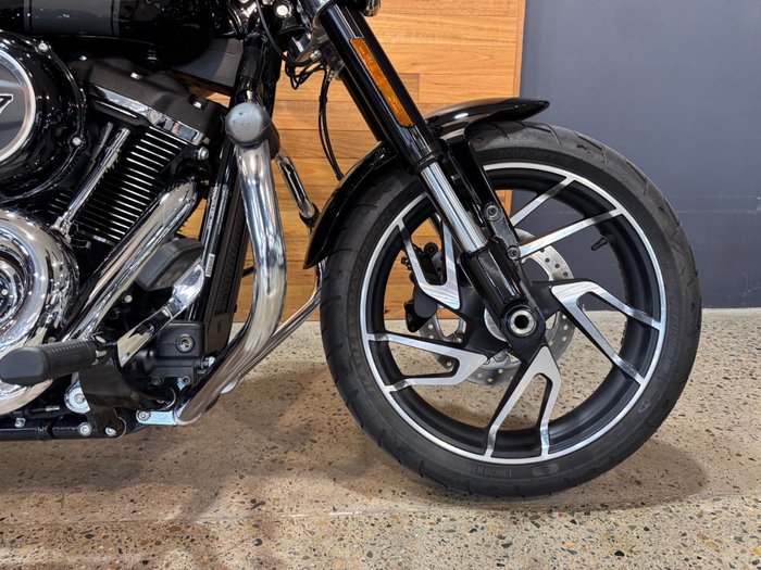 2022 Harley-davidson FLSB SPORT GLIDE (107) BLACK
