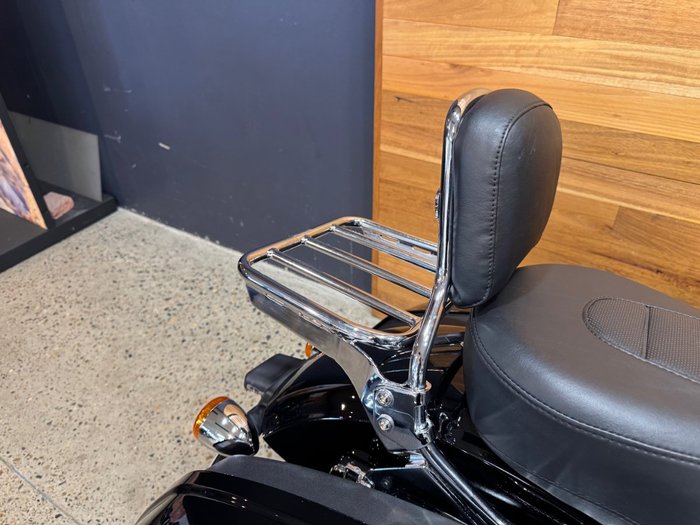 2022 Harley-davidson FLSB SPORT GLIDE (107) BLACK
