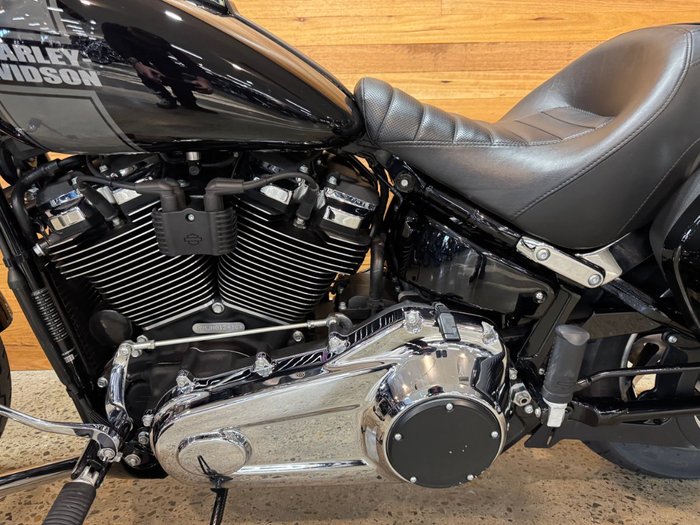 2022 Harley-davidson FLSB SPORT GLIDE (107) BLACK