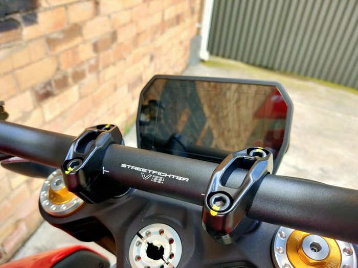 2025 DUCATI STREETFIGHTER V2 S ROAD RED