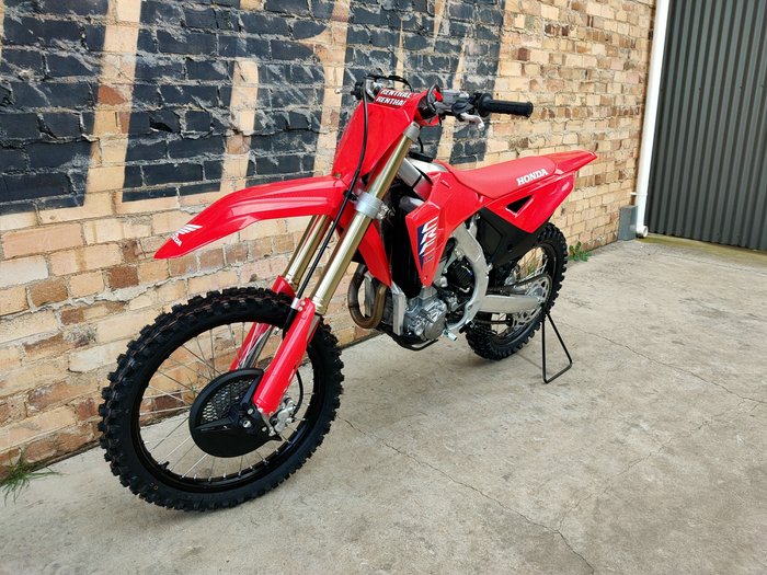 2025 HONDA CRF450R MOTOCROSS RED