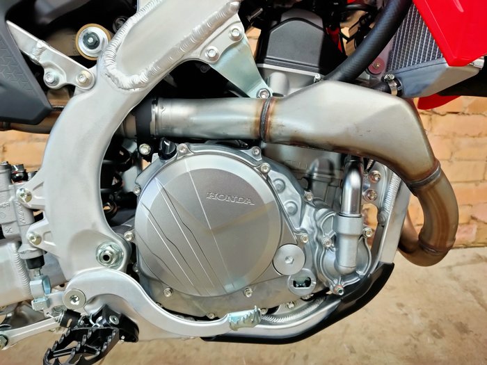 2025 HONDA CRF450R MOTOCROSS RED