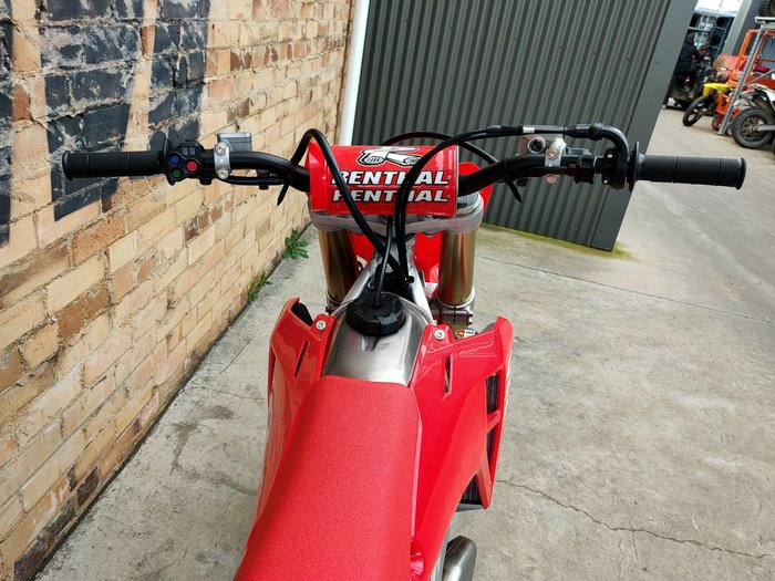 2025 HONDA CRF450R MOTOCROSS RED