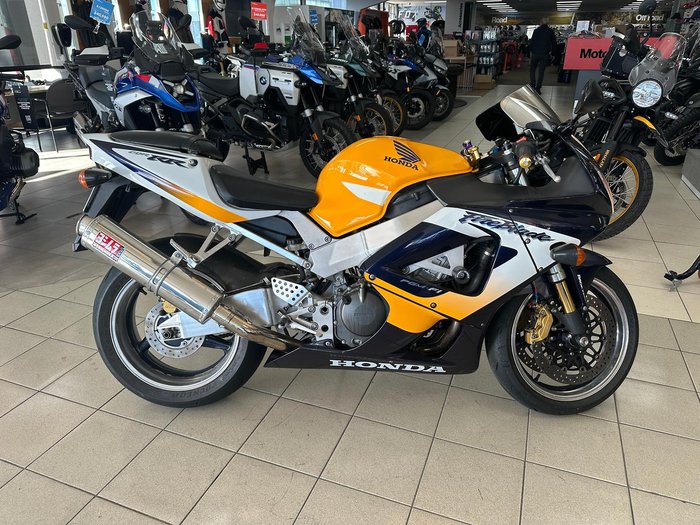 2000 Honda CBR900RR Fireblade (919) Fireblade Yellow