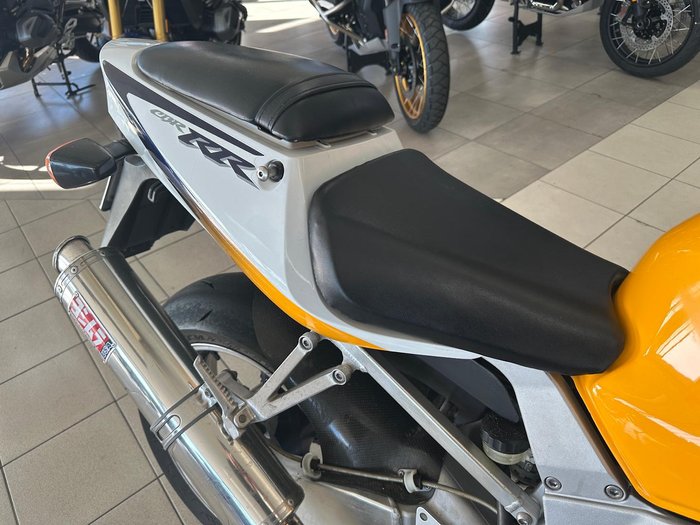 2000 Honda CBR900RR Fireblade (919) Fireblade Yellow