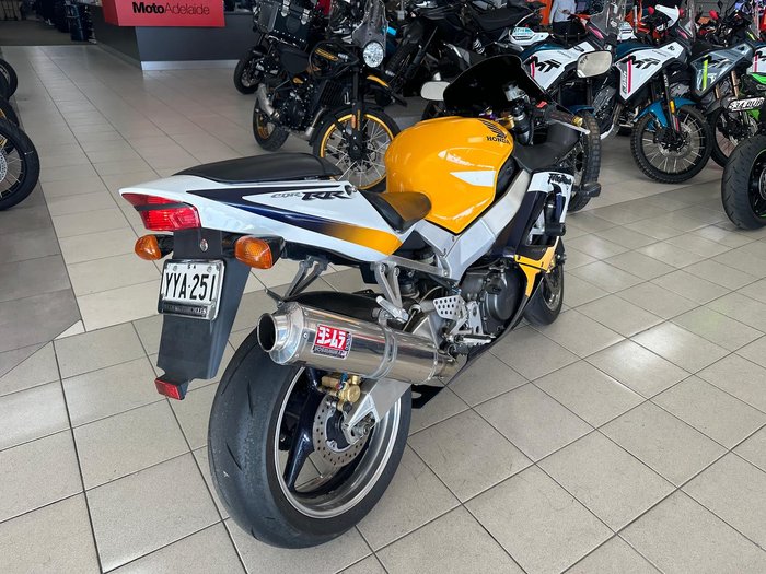 2000 Honda CBR900RR Fireblade (919) Fireblade Yellow