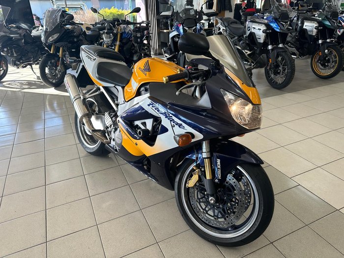 2000 Honda CBR900RR Fireblade (919) Fireblade Yellow