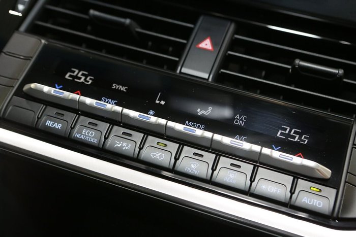 2024 Toyota Landcruiser GXL