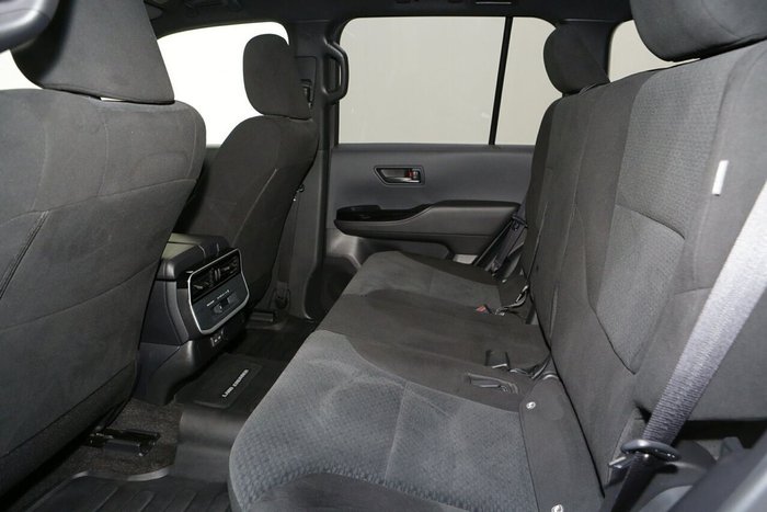 2024 Toyota Landcruiser GXL