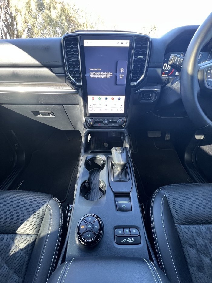 2024 Ford Everest Platinum