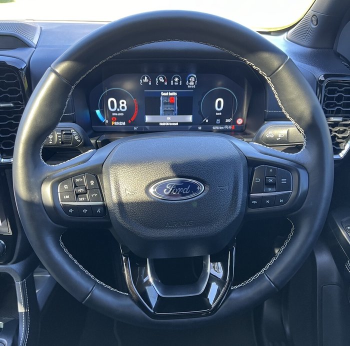 2024 Ford Everest Platinum