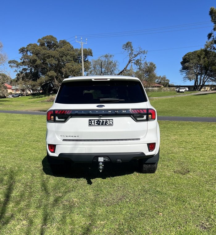 2024 Ford Everest Platinum
