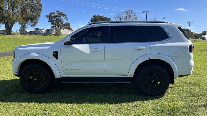 2024 Ford Everest Platinum