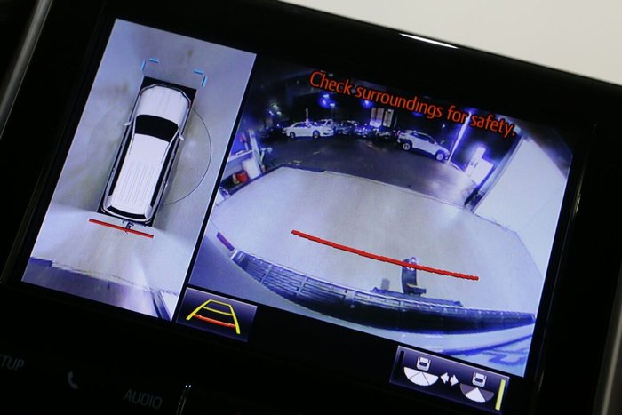 2020 Toyota Landcruiser VX