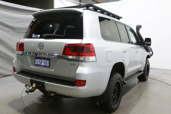 2020 Toyota Landcruiser VX