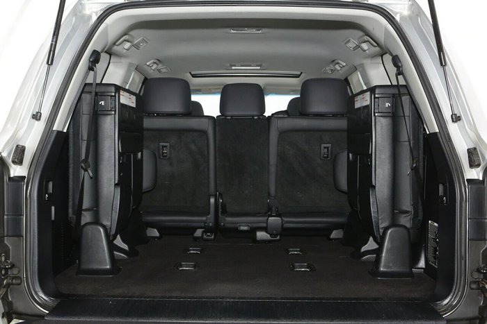 2020 Toyota Landcruiser VX