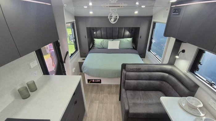 2025 Lotus Caravans Lcx Freelander 18'9Kd