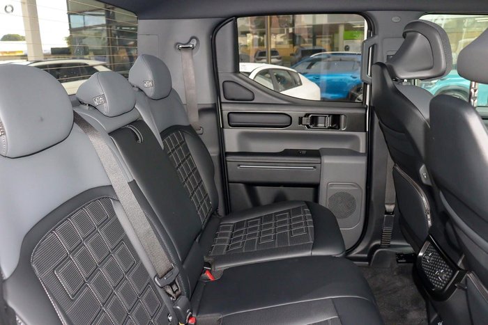 2025 Kia Tasman X-Line TK MY26 4X4 Dual Range Clear White