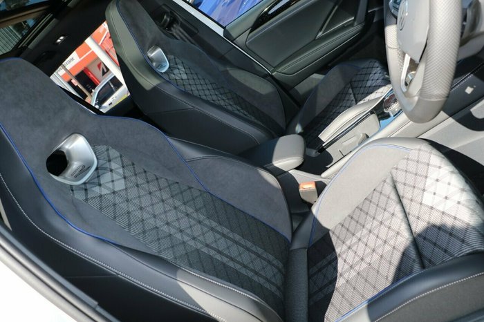 2025 Volkswagen Tiguan 150TSI R-Line