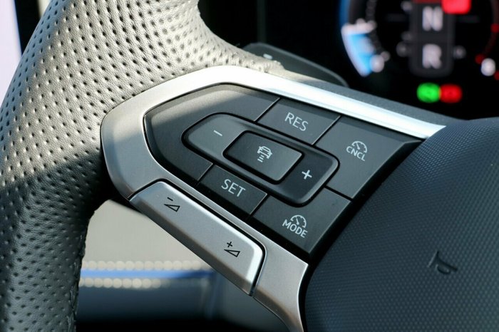 2025 Volkswagen Tiguan 150TSI R-Line